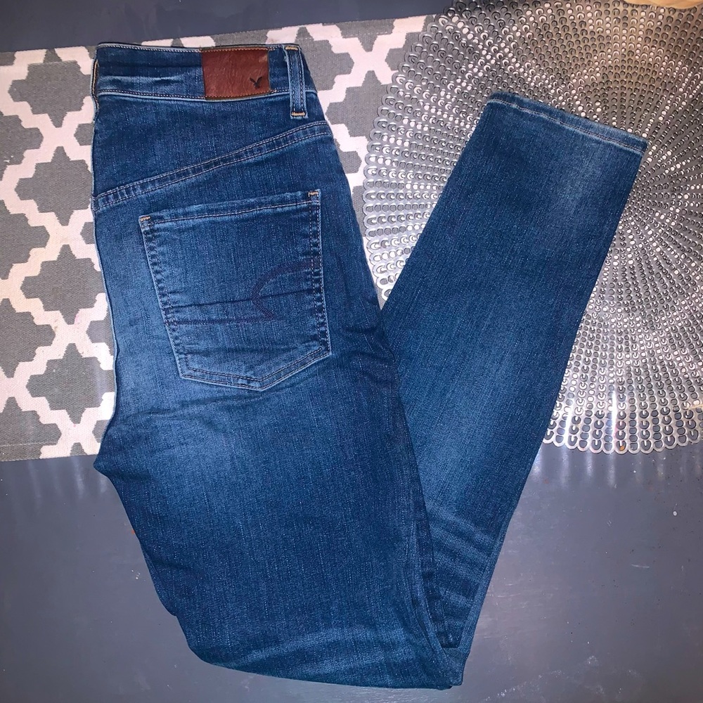 America Eagle High Rise Curvy Jeans
